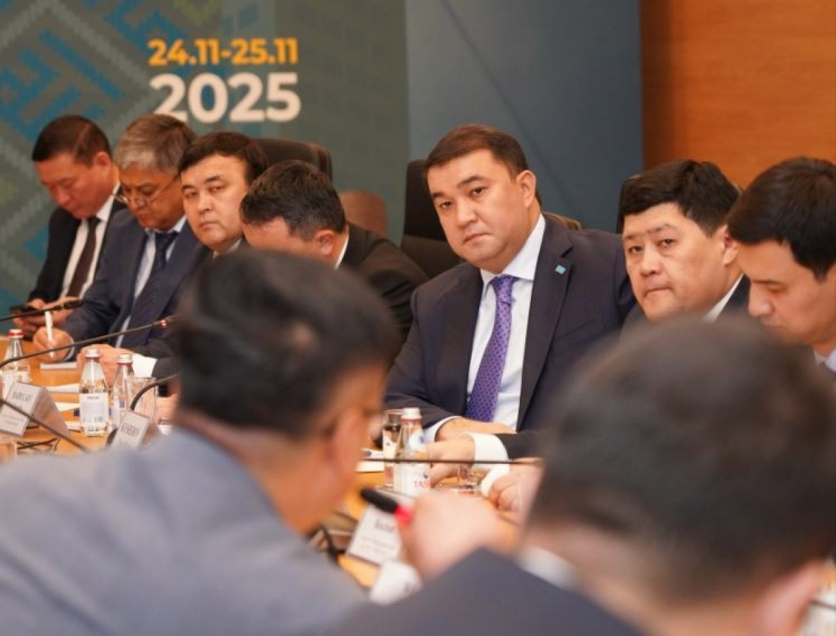 ТҮРКІСТАН ОБЛЫСЫ: ОБЛЫС ӘКІМІ БІР ТОП ИНВЕСТОРЛАРМЕН КЕЗДЕСТІ