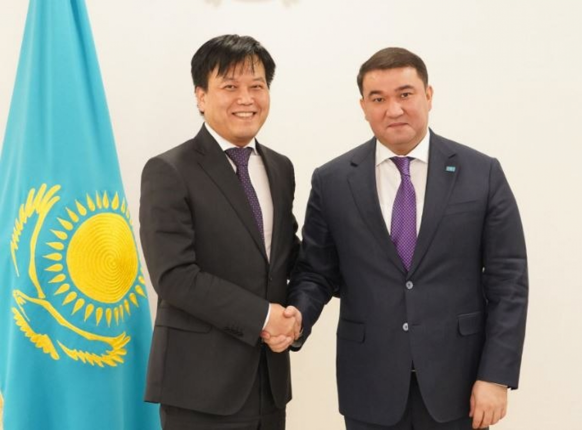 ТҮРКІСТАН ОБЛЫСЫ: ОБЛЫС ӘКІМІ КОРЕЯЛЫҚ ИНВЕСТОРМЕН КЕЛІССӨЗ ЖҮРГІЗДІ