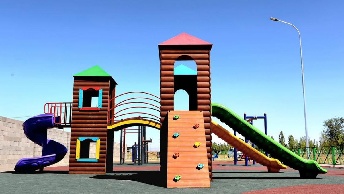 ТҮРКІСТАНДА ОЙЫН ЖӘНЕ СПОРТ АЛАҢШАЛАРЫНЫҢ ИНФРАҚҰРЫЛЫМЫ КЕҢЕЙІП, ЖАҢҒЫРТУ ЖҰМЫСТАРЫ ЖАЛҒАСУДА