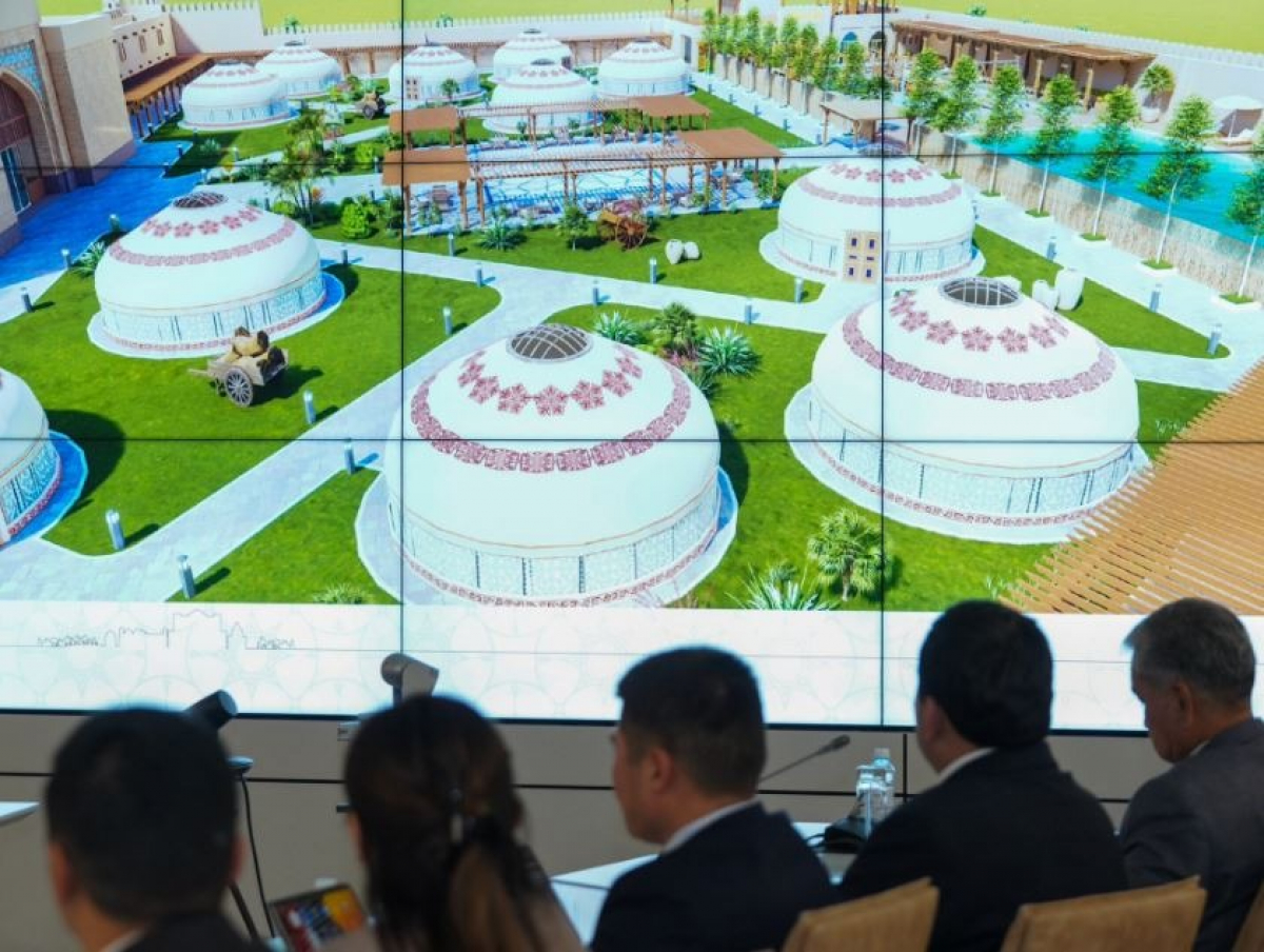 ТҮРКІСТАНДА ҚАЗАҚЫ ҮЛГІДЕГІ ҚОНАҚҮЙ САЛЫНАДЫ