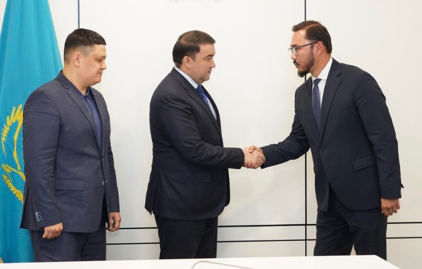 ТҮРКІСТАН ОБЛЫСЫ: ӨҢІР БАСШЫСЫ «HIKVISION KAZAKHSTAN» КОМППАНИЯСЫНЫҢ ӨКІЛДЕРІН ҚАБЫЛДАДЫ