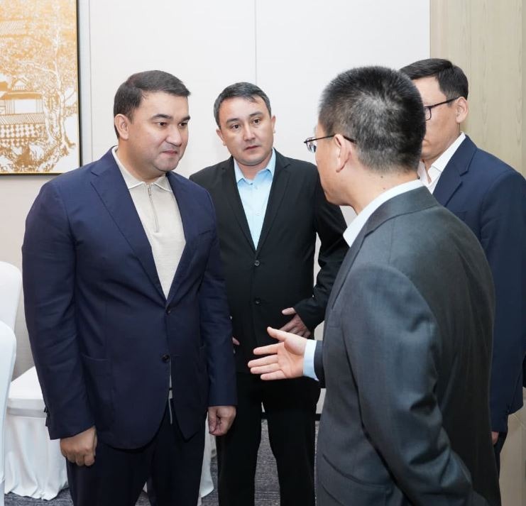 ТҮРКІСТАН ОБЛЫСЫ: ӨҢІР БАСШЫСЫ ҚЫТАЙДА ХАЛЫҚАРАЛЫҚ БИЗНЕС ӨКІЛДЕРІМЕН КЕЛІССӨЗ ЖҮРГІЗДІ