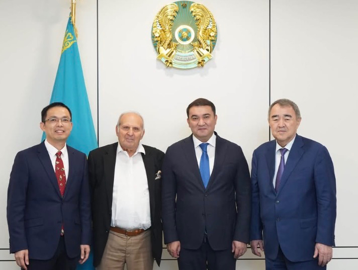 ТҮРКІСТАН ОБЛЫСЫ: ІРІ ЗАУЫТ ҚҰРЫЛЫСЫ ЖҮРІП ЖАТЫР